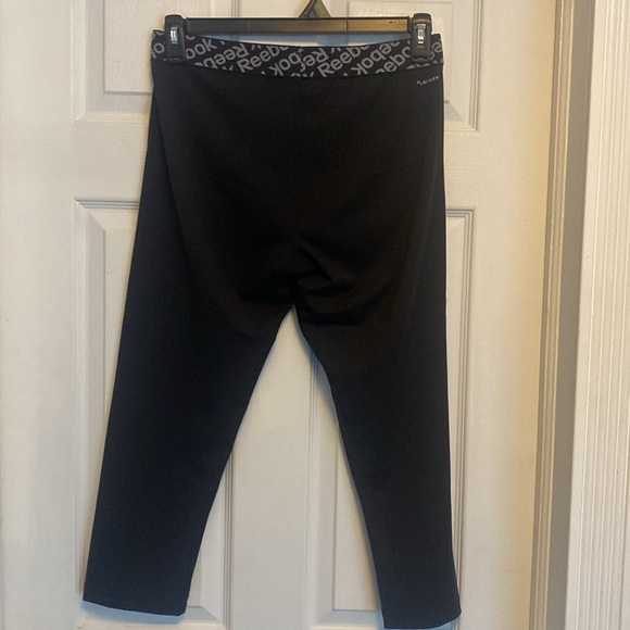 REEBOK Workout Ready Collection Black Cropped Leggings Sz L - Picture 4 of 7